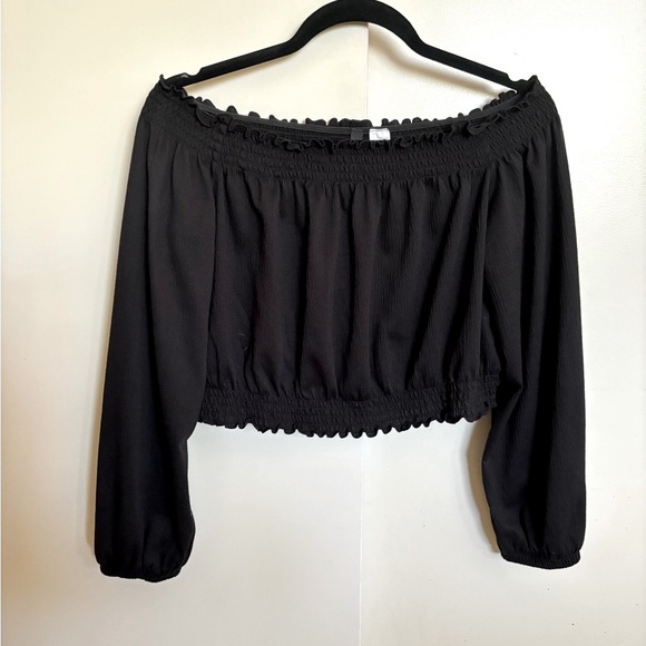 H&M Black Peasant Top - Picture 3 of 4